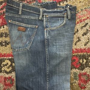 Starched Mens Wrangler size 34/30